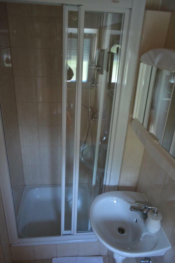Apartmani Mate Omis Exterior photo